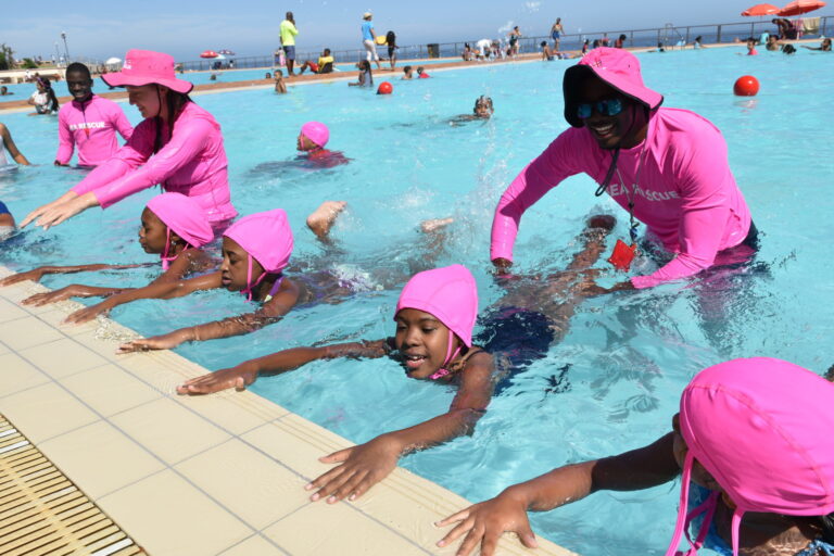 Life saving lessons: NSRI’s Survival Swimming Programme empowers Makhanda learners